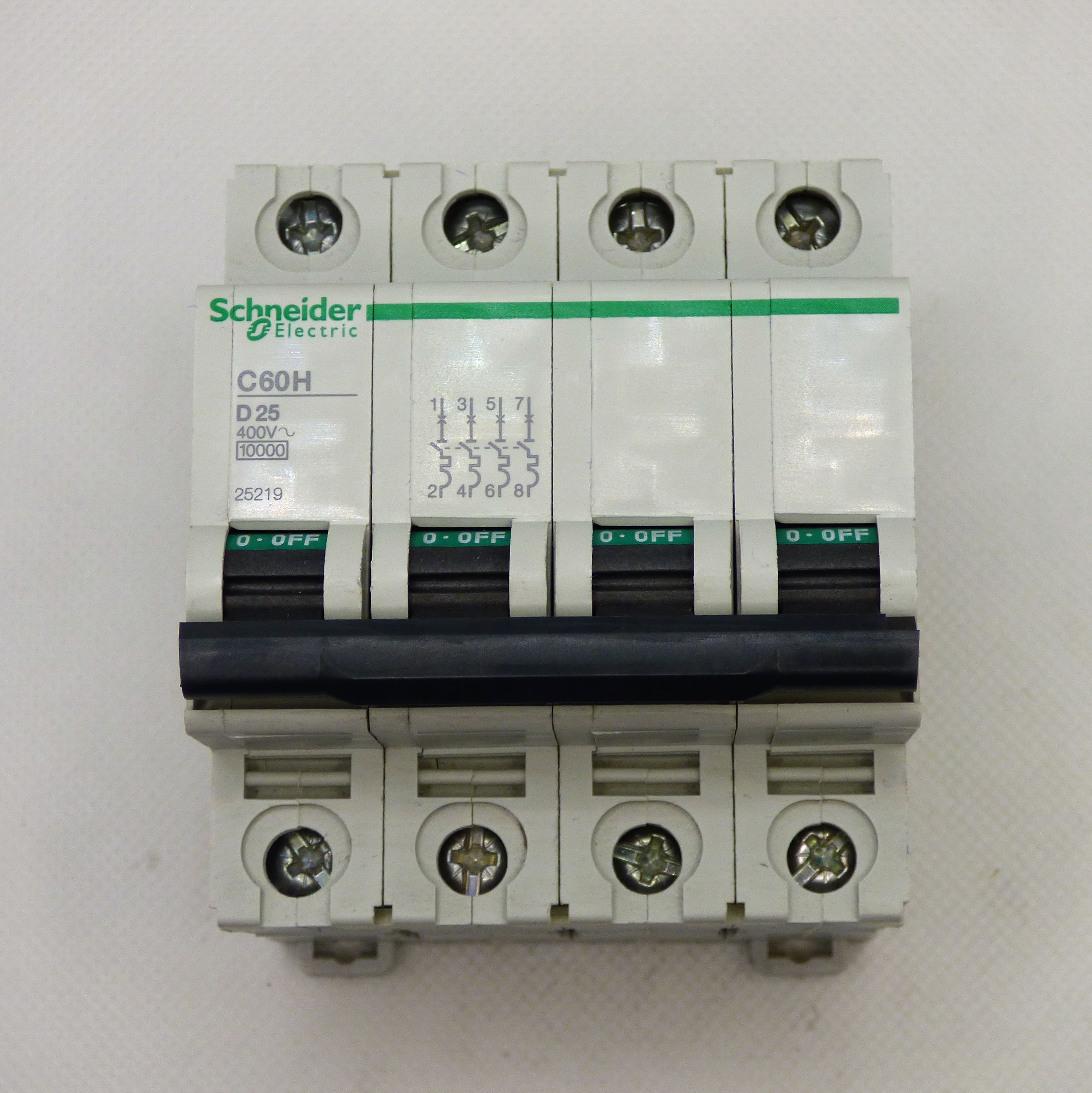 4P 25A TYPE D MCB 4P 25A TYPE D MCB